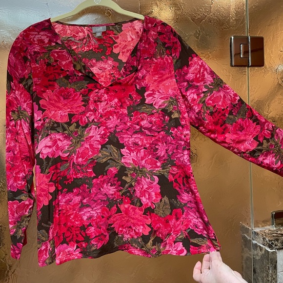 Floral J. Jill top - Picture 1 of 3